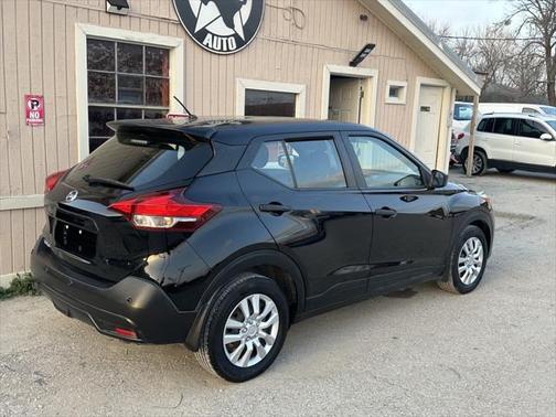 2020 Nissan Kicks S