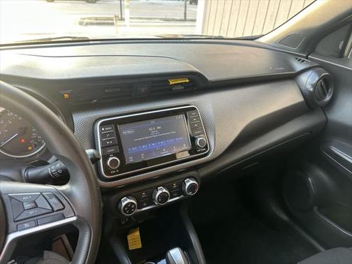 2020 Nissan Kicks S