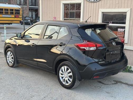 2020 Nissan Kicks S
