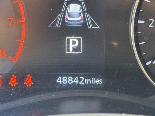 2022 Nissan Kicks SR