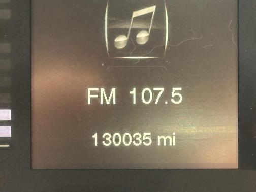 Brilliant Black Crystal Pearlcoat 2014 Jeep Cherokee Latitude