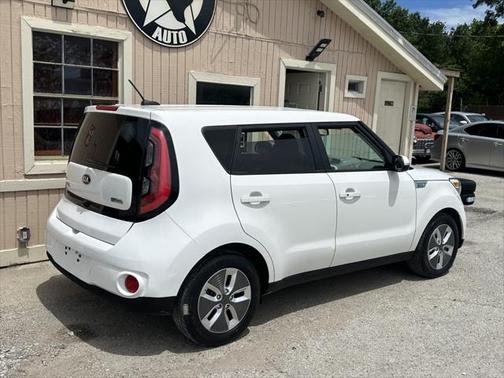 2017 Kia Soul EV Base
