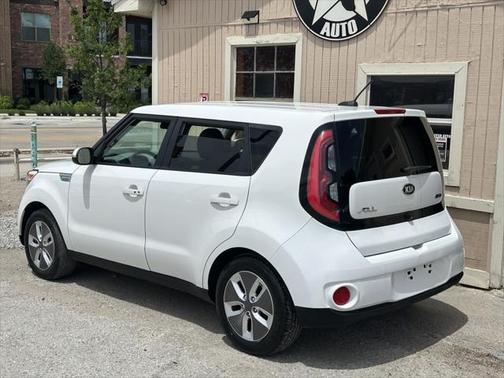 2017 Kia Soul EV Base