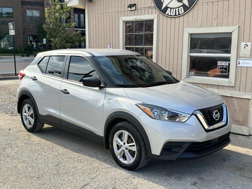 2020 Nissan Kicks S
