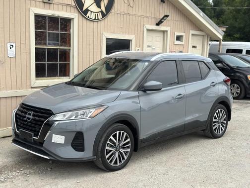 Gray 2024 Nissan Kicks SV