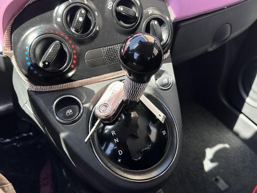 Laser Blu (Bright Metallic Blue) 2017 FIAT 500 Pop