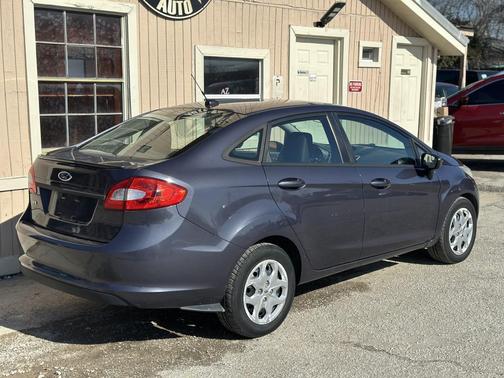 2012 Ford Fiesta SE