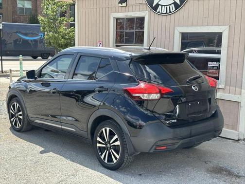 2019 Nissan Kicks SV