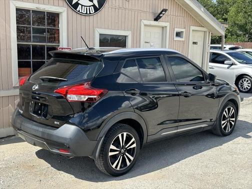 2019 Nissan Kicks SV