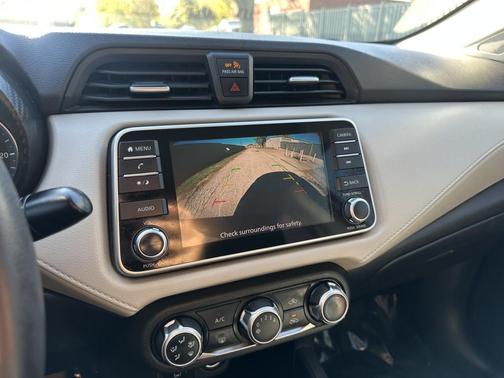 2021 Nissan Versa 1.6 SV