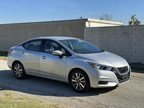 2020 Nissan Versa 1.6 SV