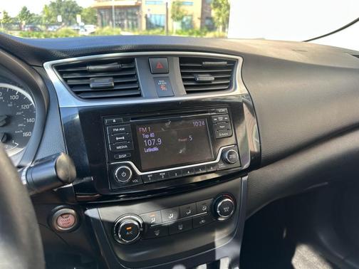 2016 Nissan Sentra SV