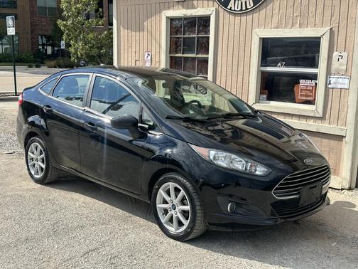 2017 Ford Fiesta SE