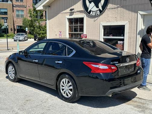 2017 Nissan Altima S