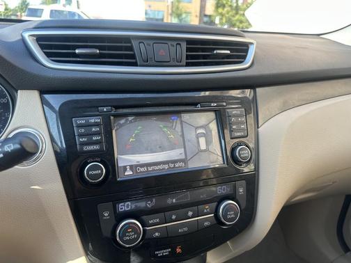 2015 Nissan Rogue SV