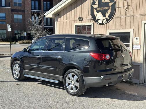 2011 Chevrolet Traverse LTZ