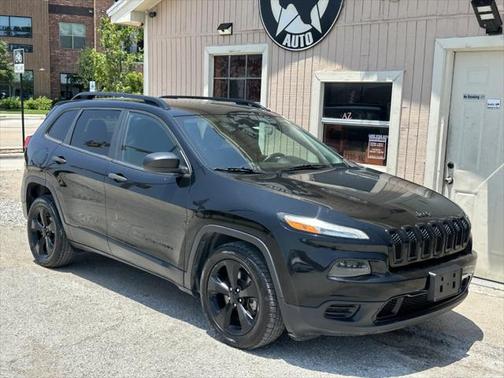 2017 Jeep Cherokee Sport