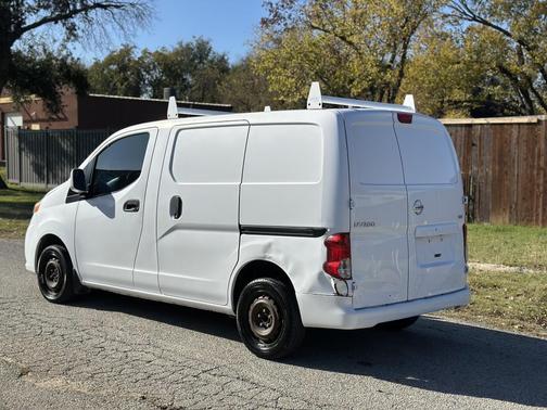 2017 Nissan NV200 SV
