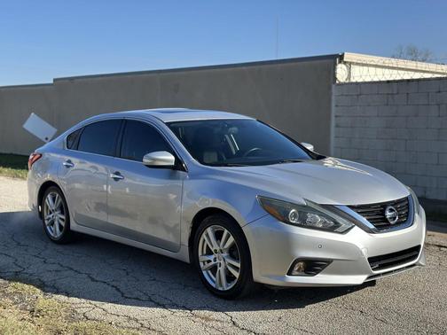 2016 Nissan Altima SL