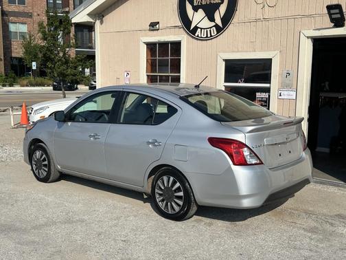 2019 Nissan Versa 1.6 SV