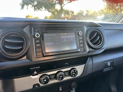 2016 Toyota Tacoma SR5