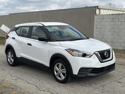 2020 Nissan Kicks S