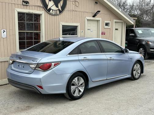 2013 Hyundai SONATA Hybrid Limited