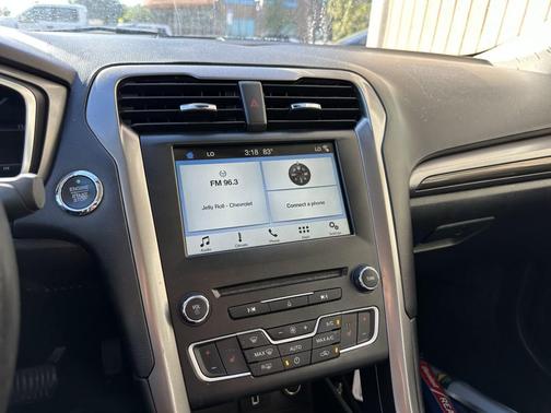 2018 Ford Fusion Hybrid SE