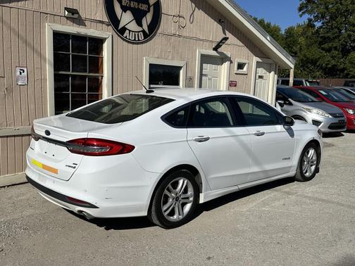 2018 Ford Fusion Hybrid SE