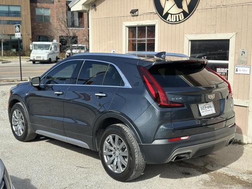 2020 Cadillac XT4 Premium Luxury