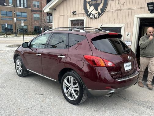 2010 Nissan Murano LE