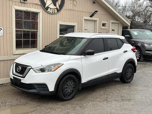 2019 Nissan Kicks SV