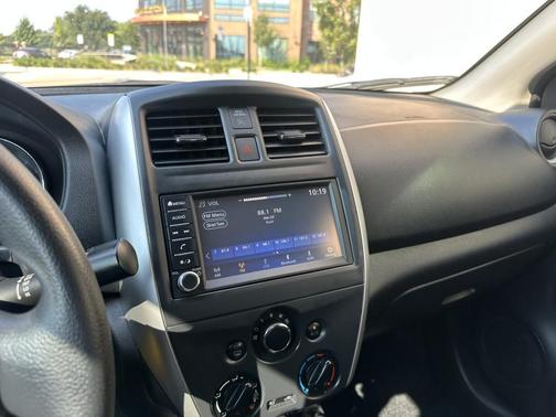 2019 Nissan Versa 1.6 SV