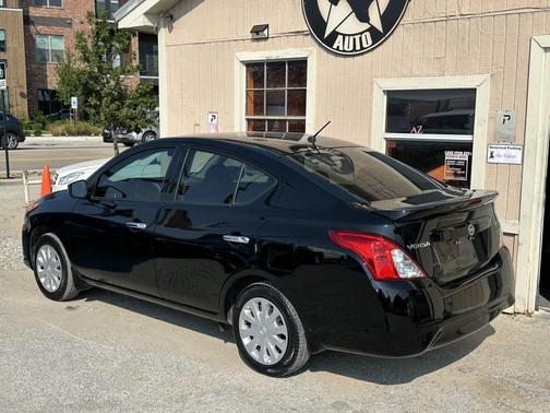 2019 Nissan Versa 1.6 SV