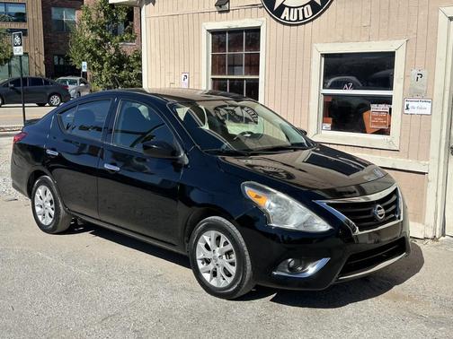2018 Nissan Versa 1.6 SV