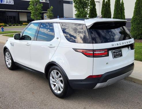 White 2020 Land Rover Discovery HSE AWD 4dr SUV