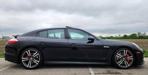 2013 Porsche Panamera GTS