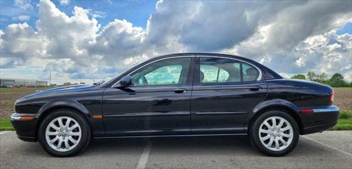 2003 Jaguar X-Type 2.5 AWD 4dr Sedan