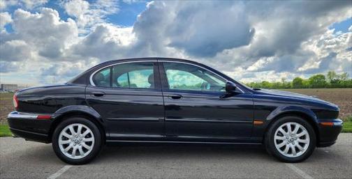 2003 Jaguar X-Type 2.5 AWD 4dr Sedan
