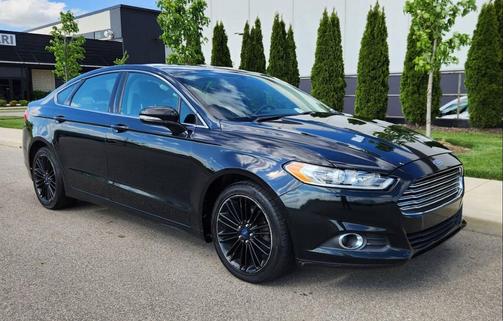 Dark Side Metallic 2014 Ford Fusion SE