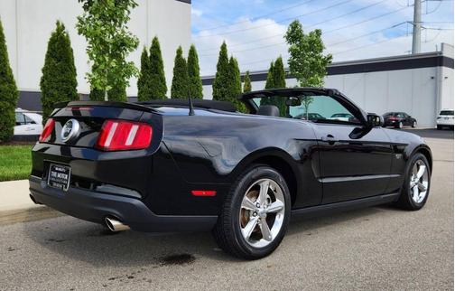 Black 2010 Ford Mustang GT Premium