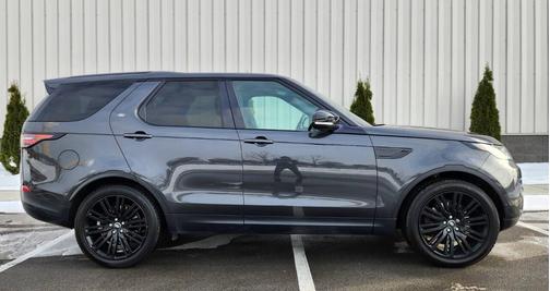 2017 Land Rover Discovery HSE Luxury AWD 4dr SUV