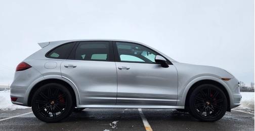 2014 Porsche Cayenne GTS