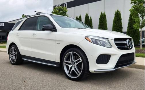designo Diamond White Metallic 2018 Mercedes-Benz AMG GLE 43 Base 4MATIC