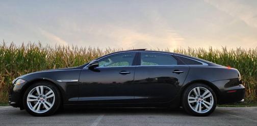 2016 Jaguar XJ XJL Portfolio