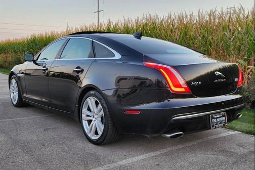 2016 Jaguar XJ XJL Portfolio