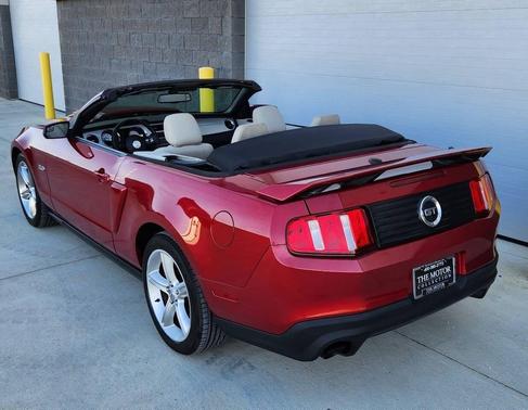 2011 Ford Mustang GT Premium