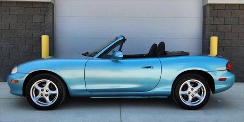 2001 Mazda MX-5 Miata Base