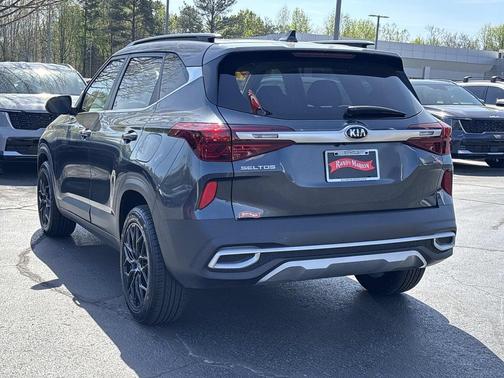 Gravity Gray 2021 Kia Seltos S