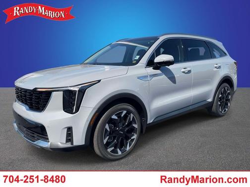Gray 2024 Kia Sorento SX